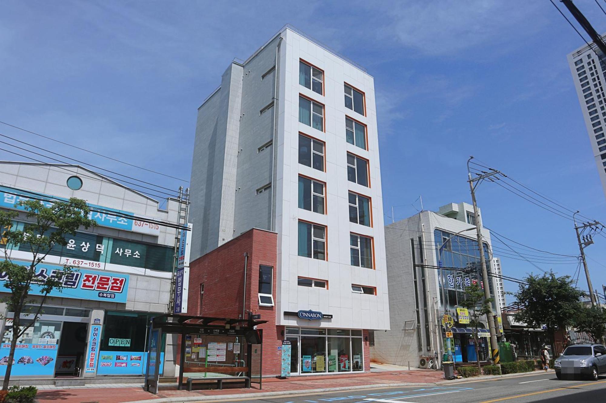 Sokcho Station Hostel エクステリア 写真